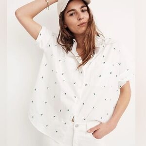Madewell White Short-Sleeve Button-Up Shirt with Green Embroidery